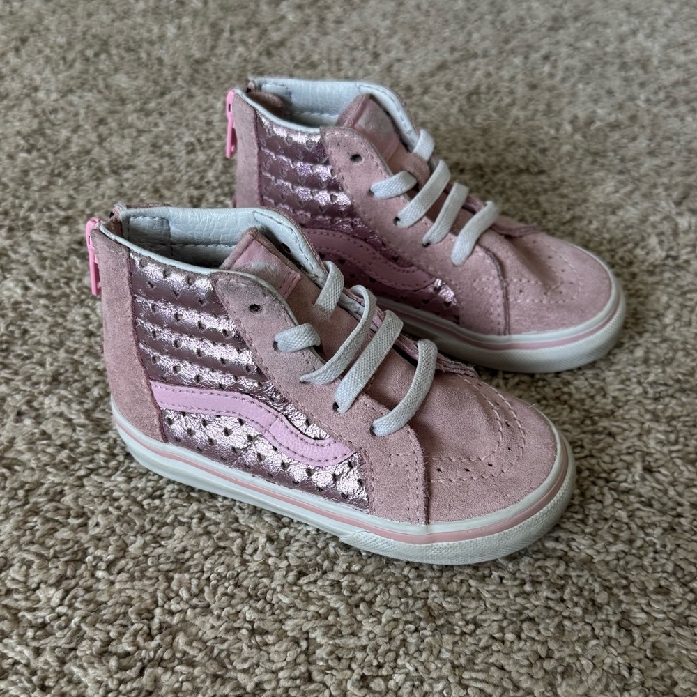 Vans Toddler girls pink heart sneakers shoes size 6